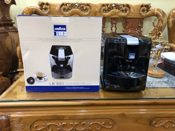 Hình ảnh máy Lavazza Blue LB 951 trong thực tế